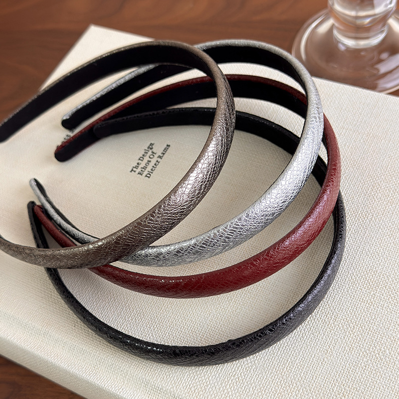 Vintage Red Leather Thin Headb - огляд і ціна Ring Toss Outdoor