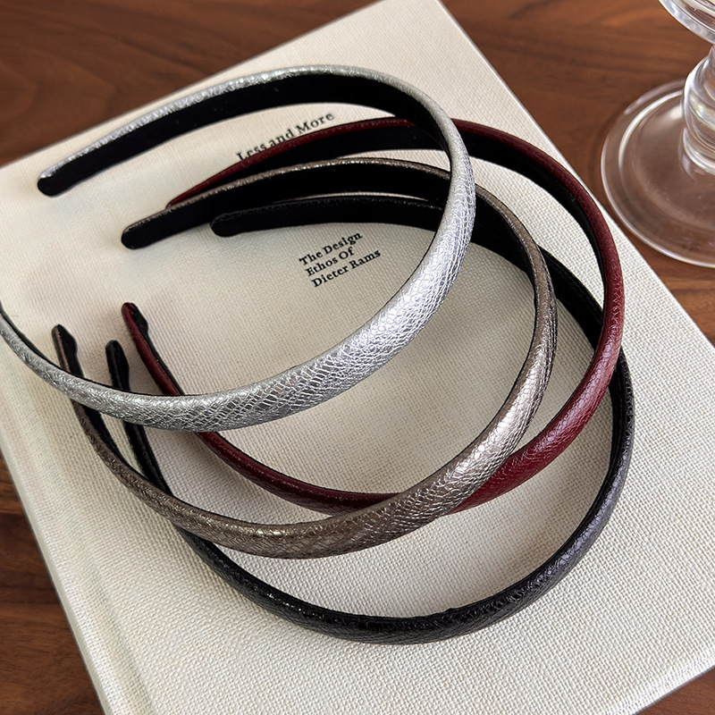 Vintage Red Leather Thin Headb - огляд і ціна Ring Toss Outdoor