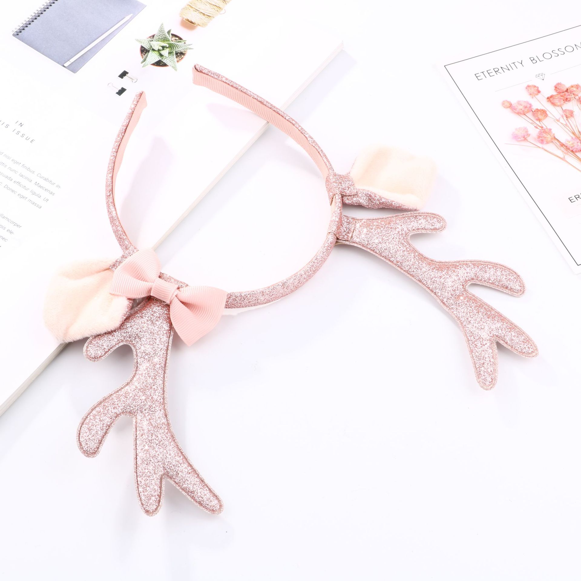 Cute Pink Glitter Reindeer Ant - огляд і ціна Ring Toss Outdoor