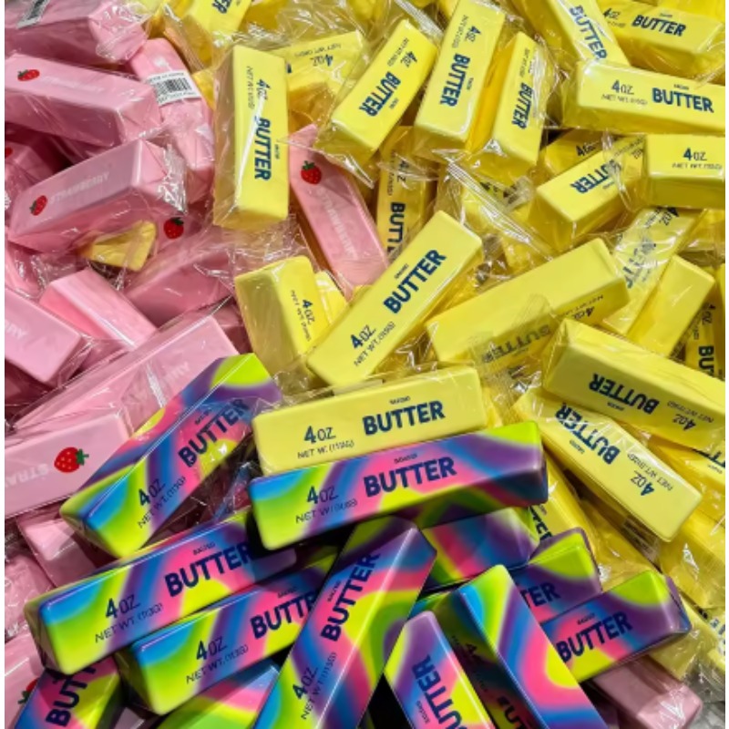 &100+Pcs Surprise Box Toys Nov - огляд і ціна Party Games Birthday